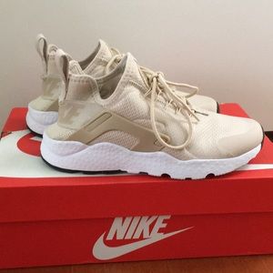 Nike Air Huarache Run Ultra